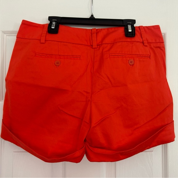 New York & Company, orange shorts - Picture 2 of 3